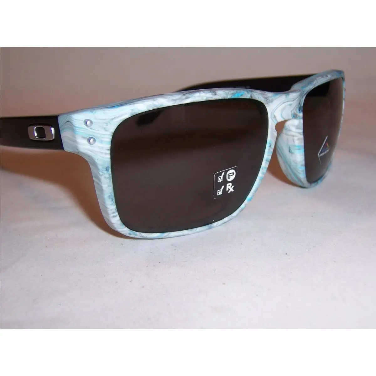 Oakley Sunglasses Holbrook OO9102-V8 Sanctuary Swirl/grey Polarized 9102