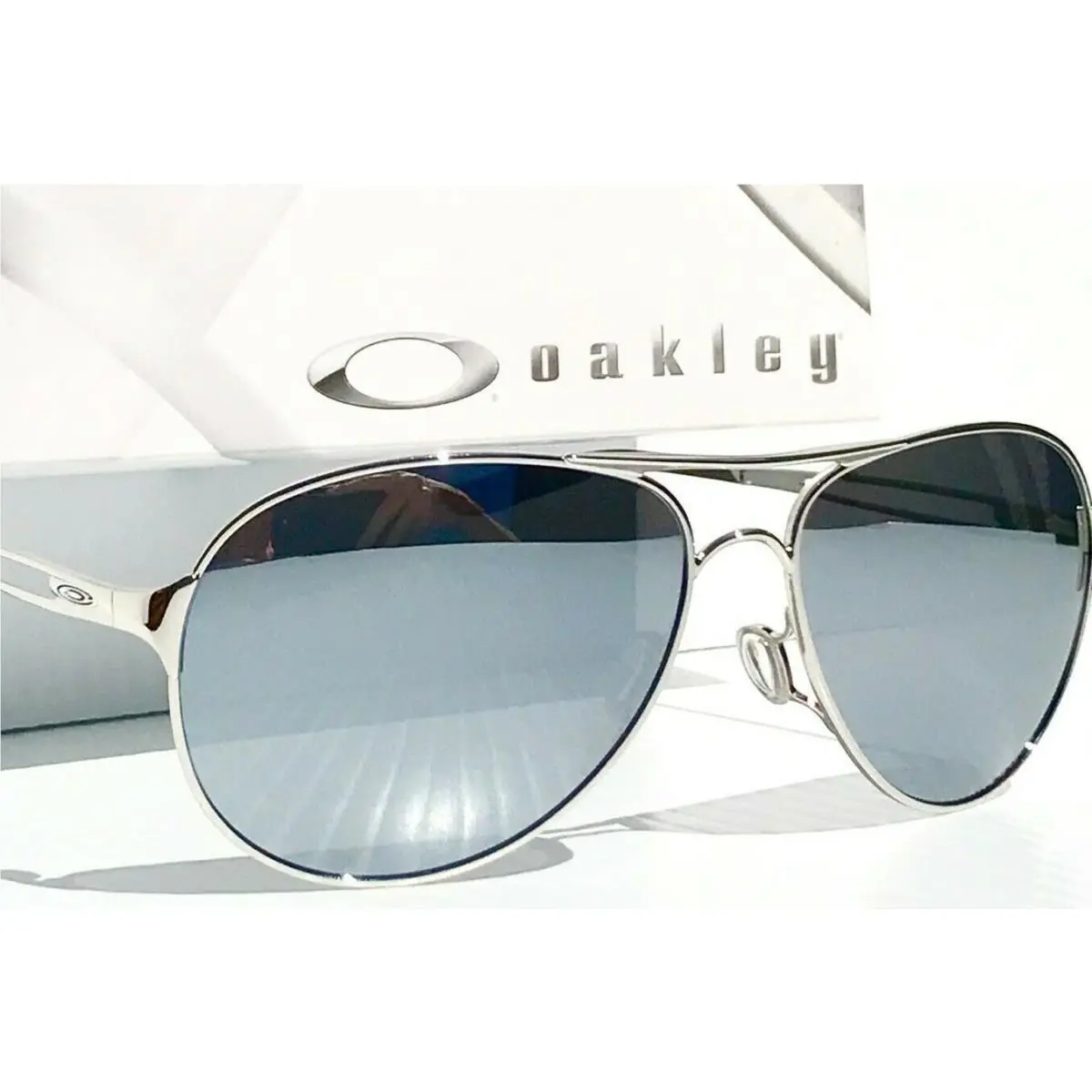 Caveat Silver Polarized Galaxy Chrome Mirrored Sunglass 4054 by Oakley