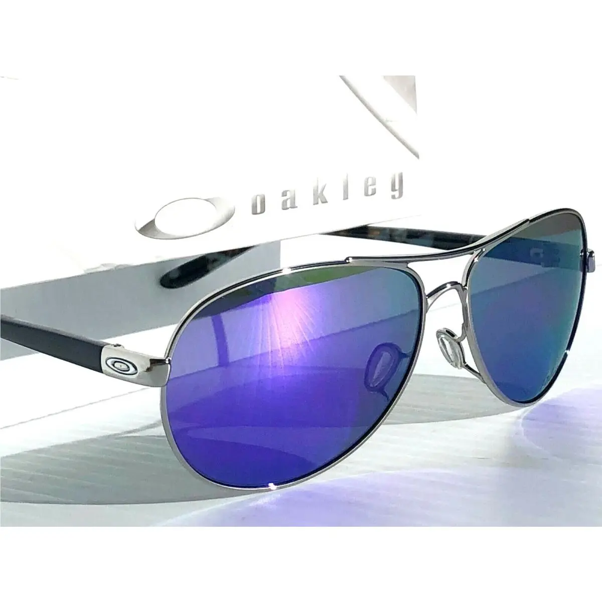 Oakley Feedback Chrome Blue Aviator Polarized Galaxy Violet Sunglass 4079
