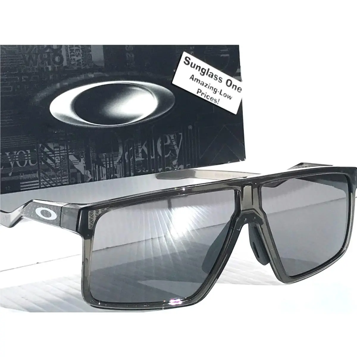 Oakley Helux Grey Smoke Prizm Black Lens Sunglass 9285-07