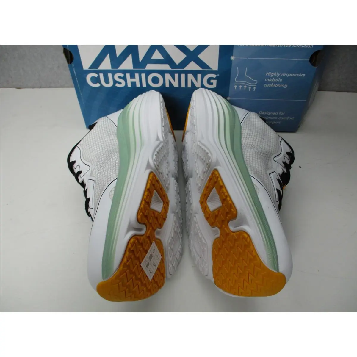 Skechers shoes - 220615 - White (UPC: 7445026818834) 1
