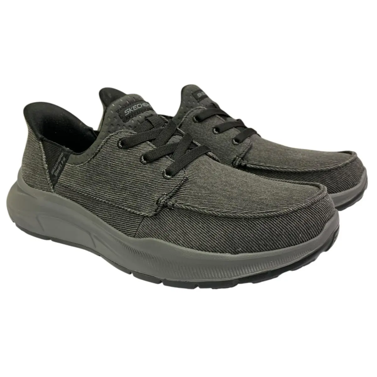 Hands Free Swift Fit Moccasin Toe Canvas Sneaker Men`s Size 13 255010S by Skechers