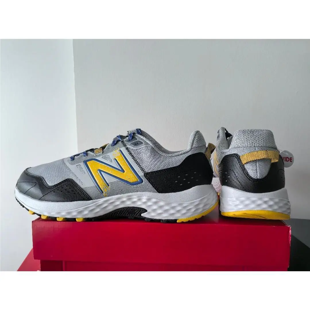 New Balance shoes - Main: Grey 2