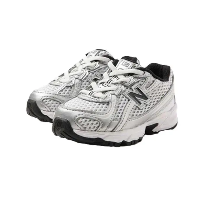 New Balance shoes - Silver/White 7