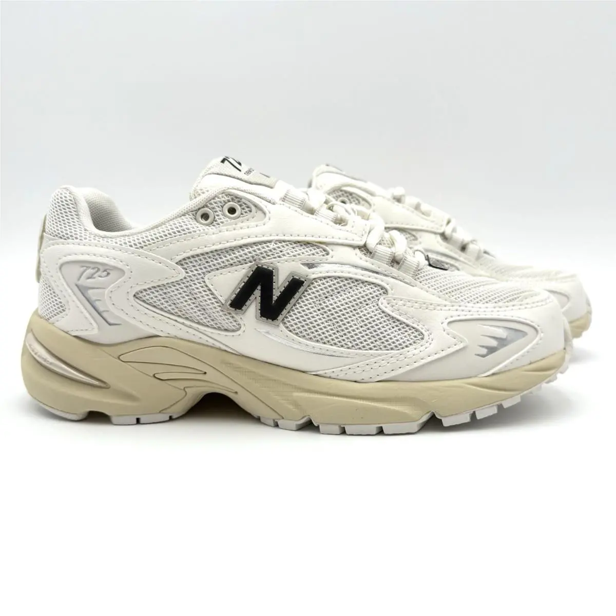 New Balance shoes - New Balance 725 - ML725CA - White (UPC: 197376849248) 1