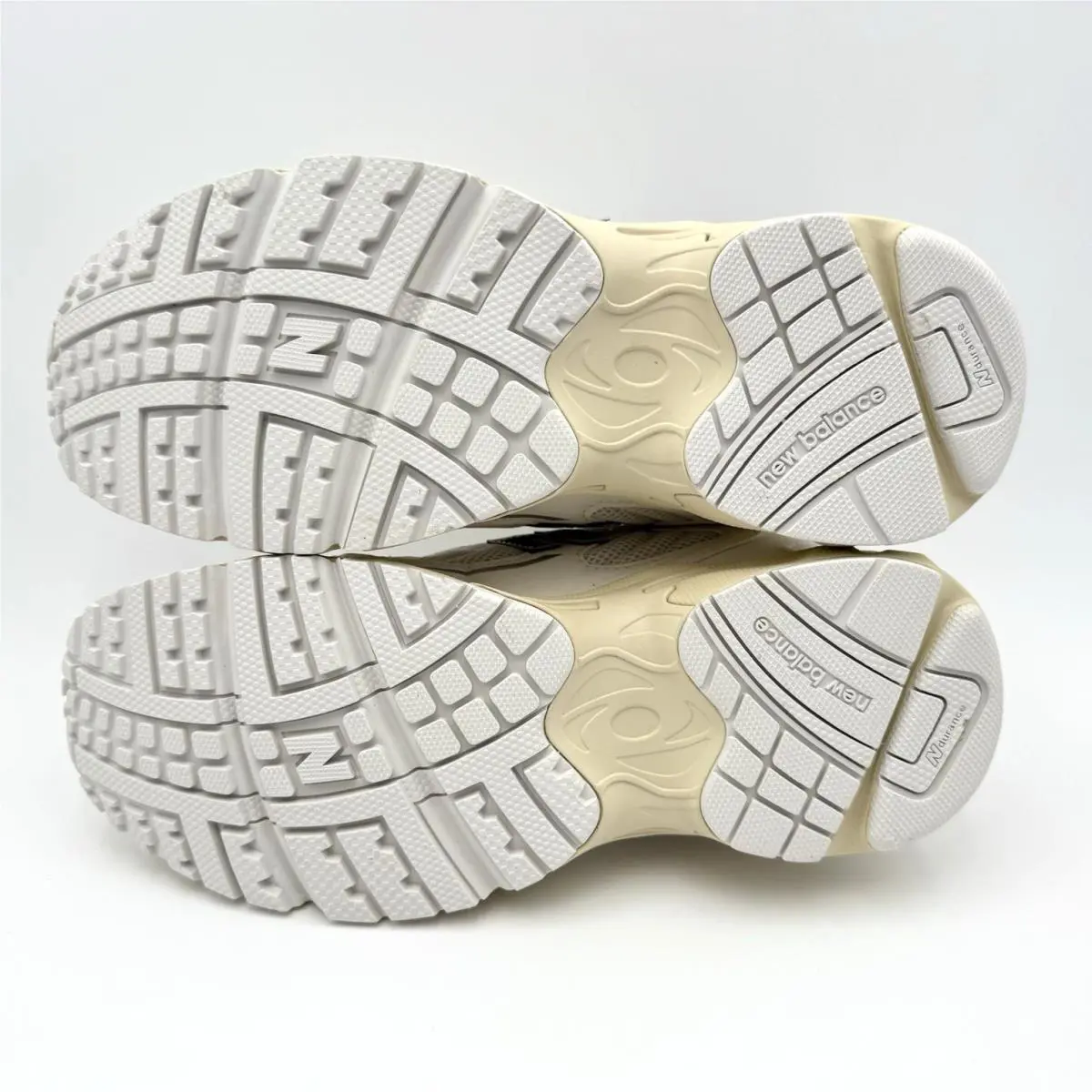 New Balance shoes - New Balance 725 - ML725CA - White (UPC: 197376849248) 2