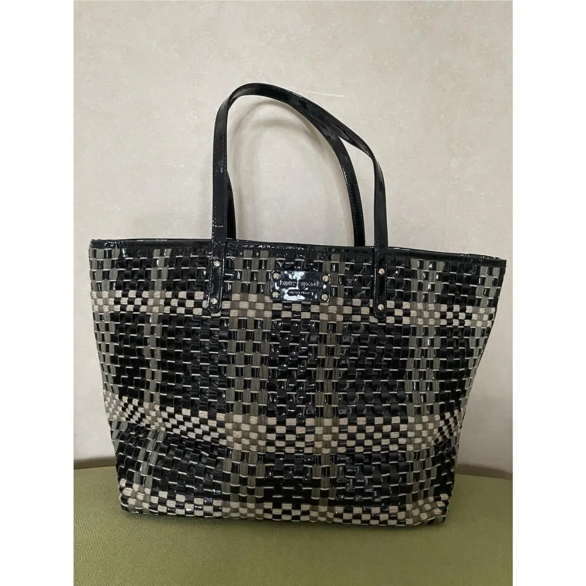 Kate Spade Austin Tote Bag Black Neutral Woven Patent Leather Canvas 12x11x6 New