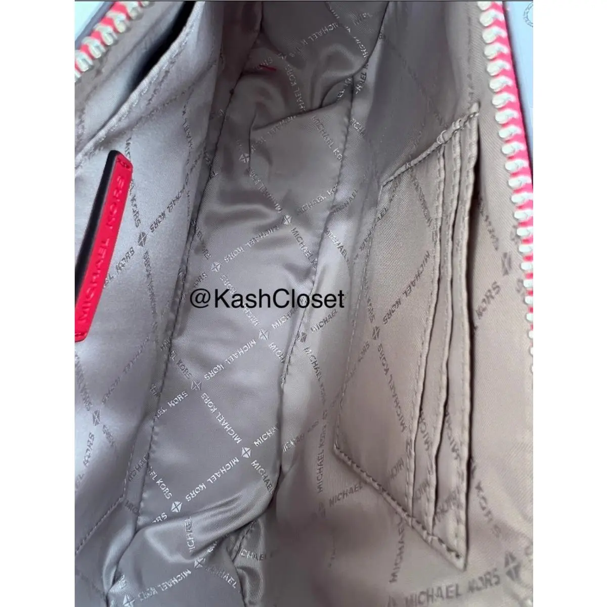 Michael Kors  bag  - Michael Kors Jet Set Travel - Black Multi, Hardware: Silver, Exterior: Multi