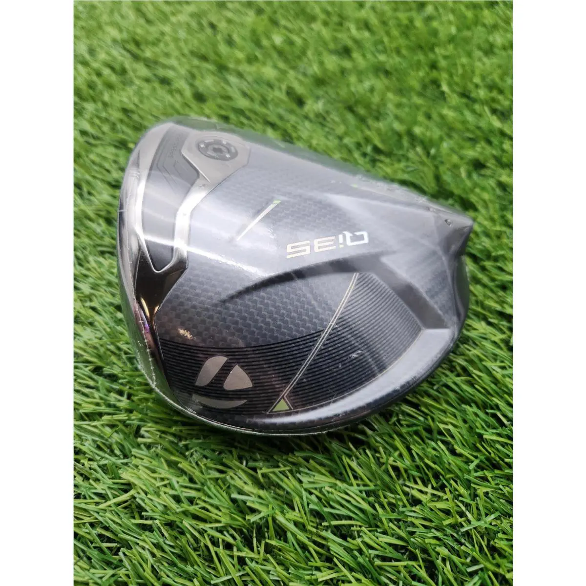 TaylorMade  - 2025 QI35 1
