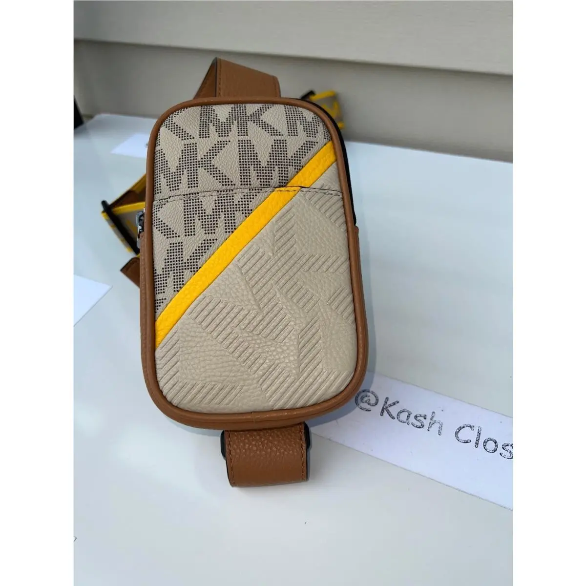 Michael Kors Crossbody Cooper Bag Logo Smartphone MK Signature Holster Chino