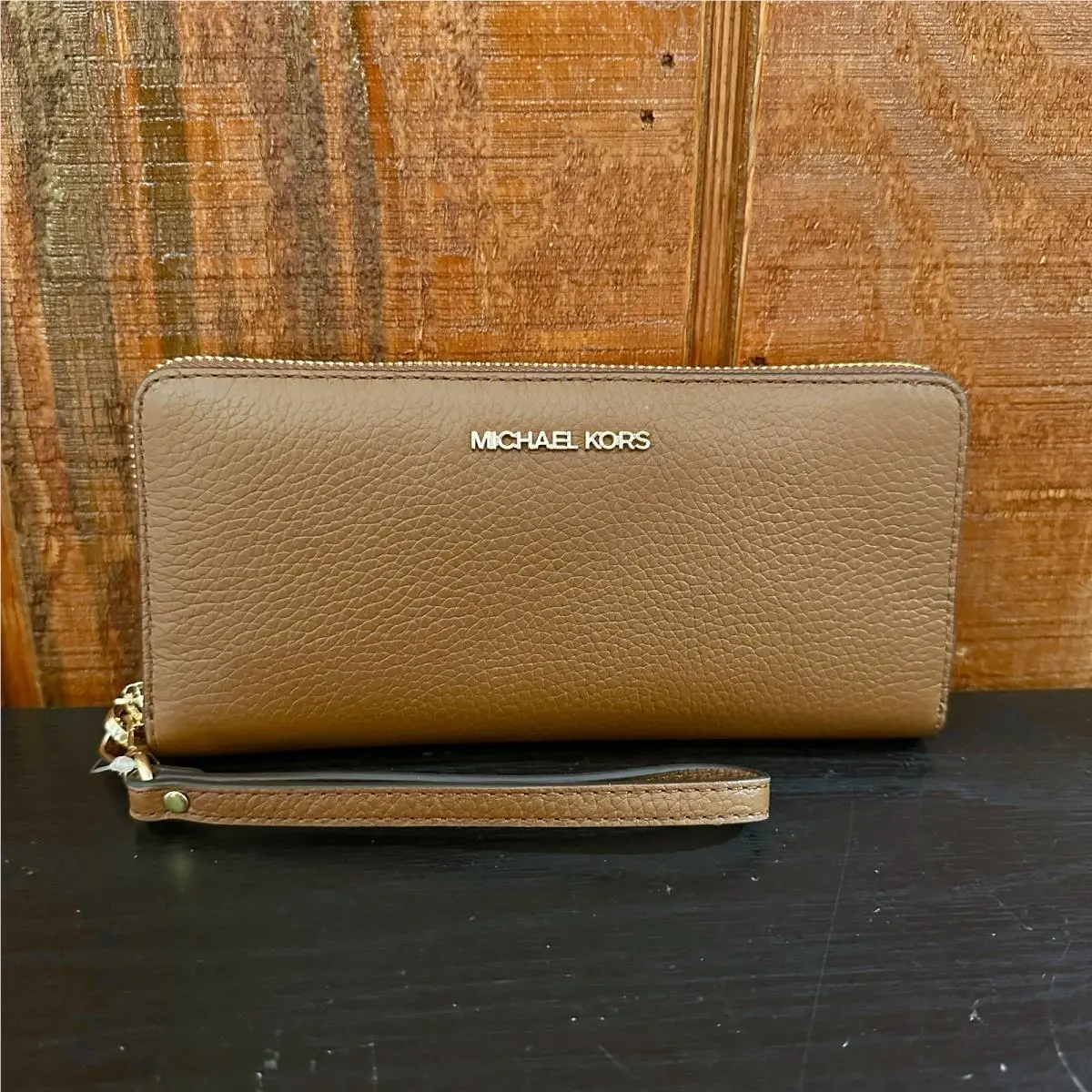 Michael Kors Jet Set Travel Large Pebbled Leather Wristlet