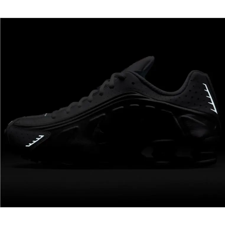 Nike shoes - Nike Shox R4 - Shox - HQ1988-101 - White 1