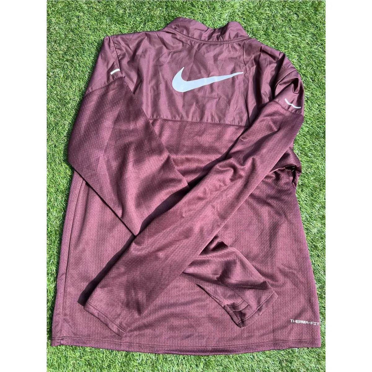 Nike clothing - Nike Sphere Element Therma-FIT Running Top - FZ1115-652 - Burgundy 8