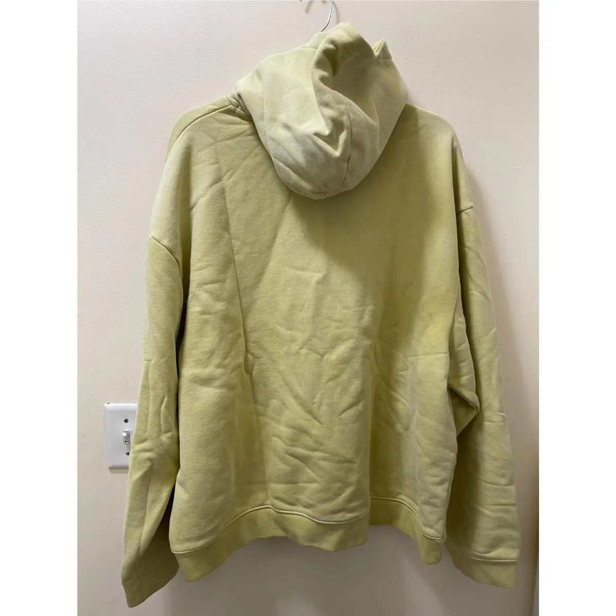 Nike clothing - FQ7821-308 - FQ7821-308 - Celery (UPC: 0197599202837) 2