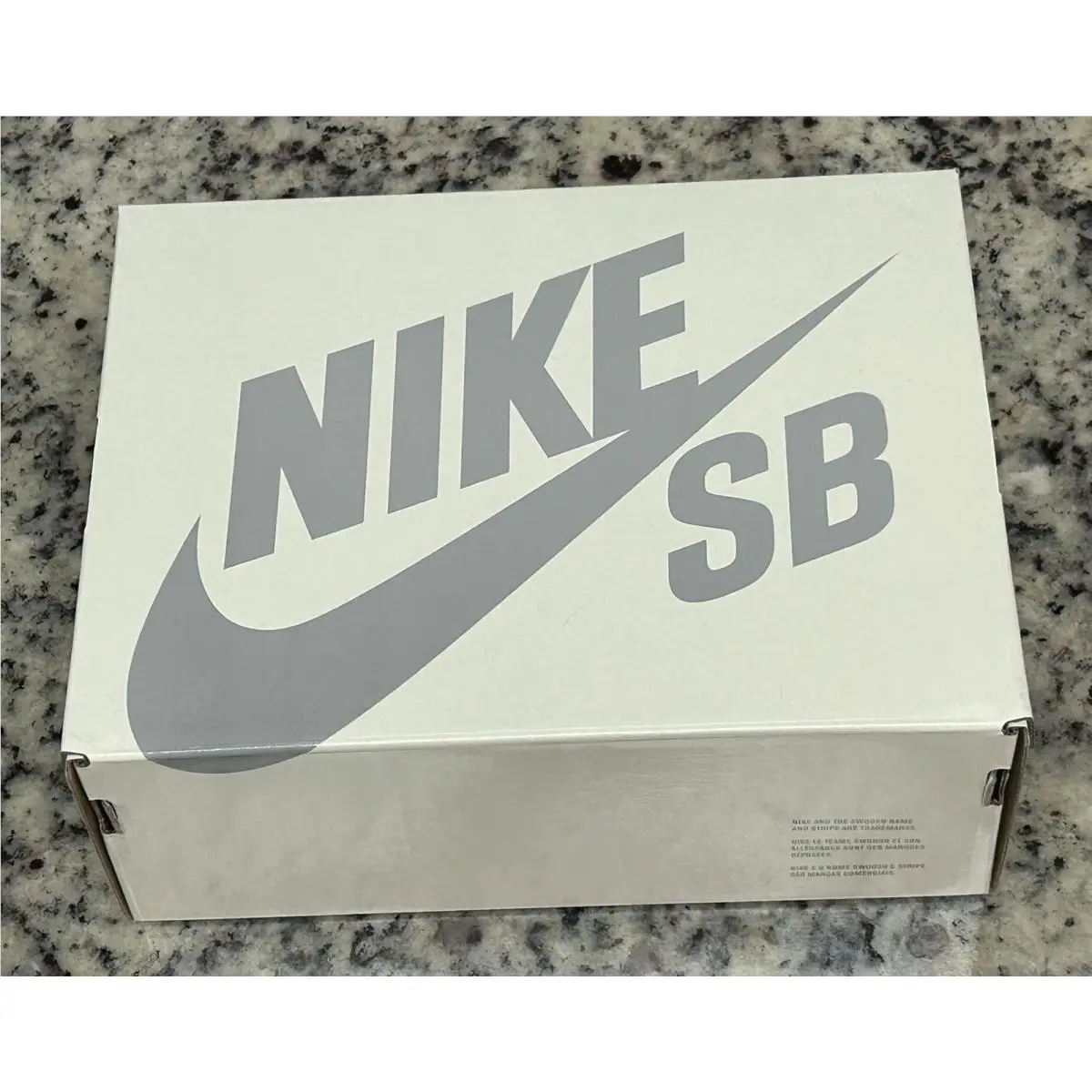 Nike shoes - Nike Dunk SB - Dunk - FZ8319-300 - Green 1