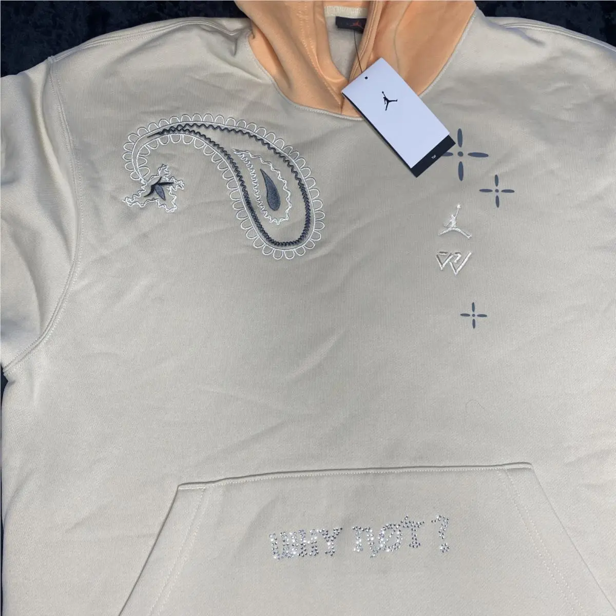 Nike clothing - DO2503-235 - DO2503-235 - Beige (UPC: 0195867856072) 1