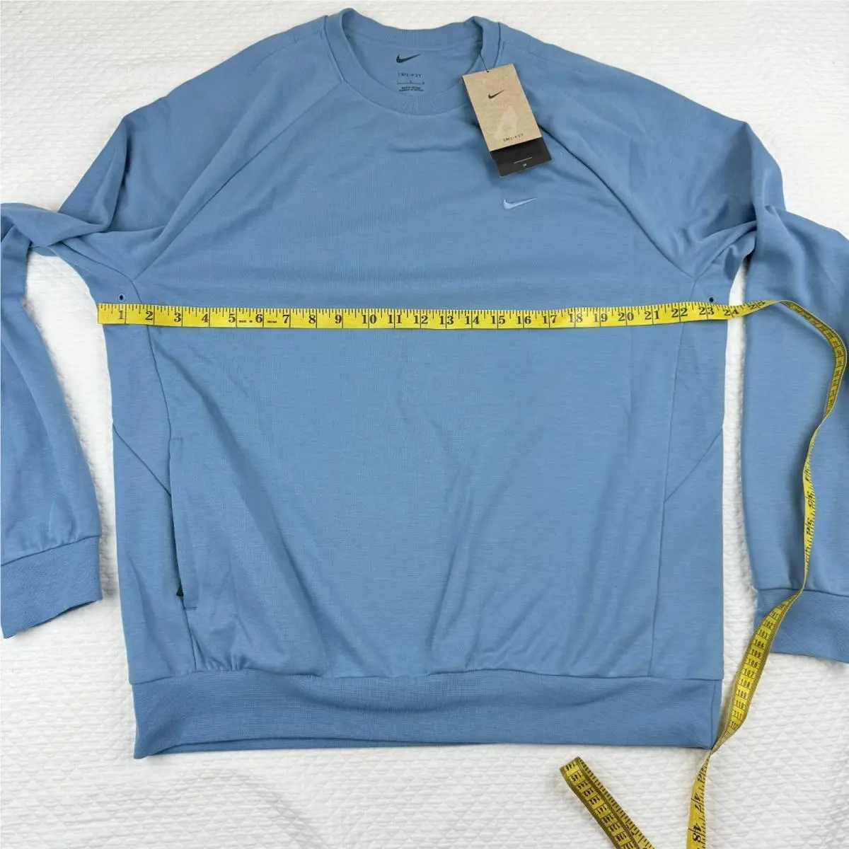 Nike clothing - Blue (UPC: 197601027250) 9