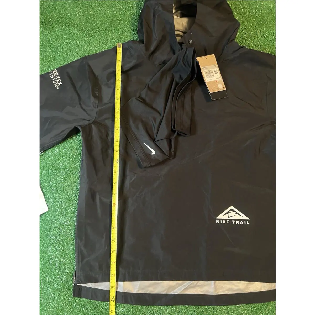 Nike clothing - DM7565-010 - DM7565-010 - Black / Dark Smoke Grey / Black / White (UPC: 0195245208493) 2