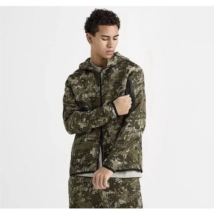 Nike clothing - Multicolor (UPC: 0197859605767) 2