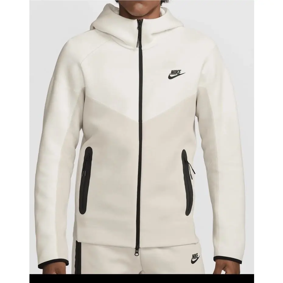 Nike clothing - Light Orewood (UPC: 0197597266695) 0