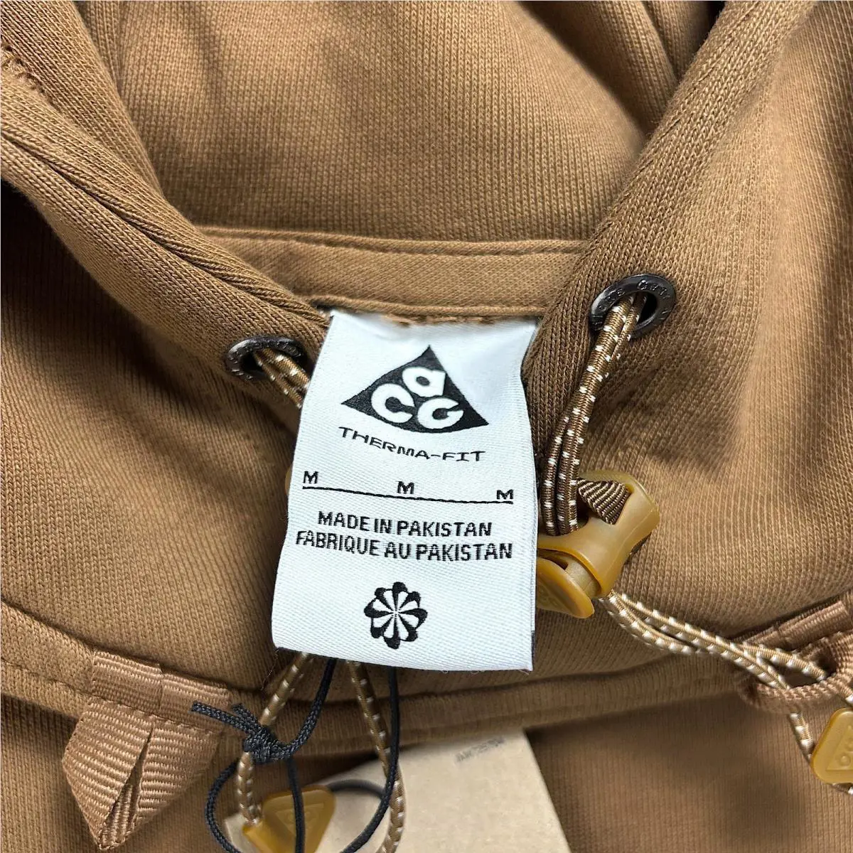 Nike clothing - Brown (UPC: 198485049284) 2
