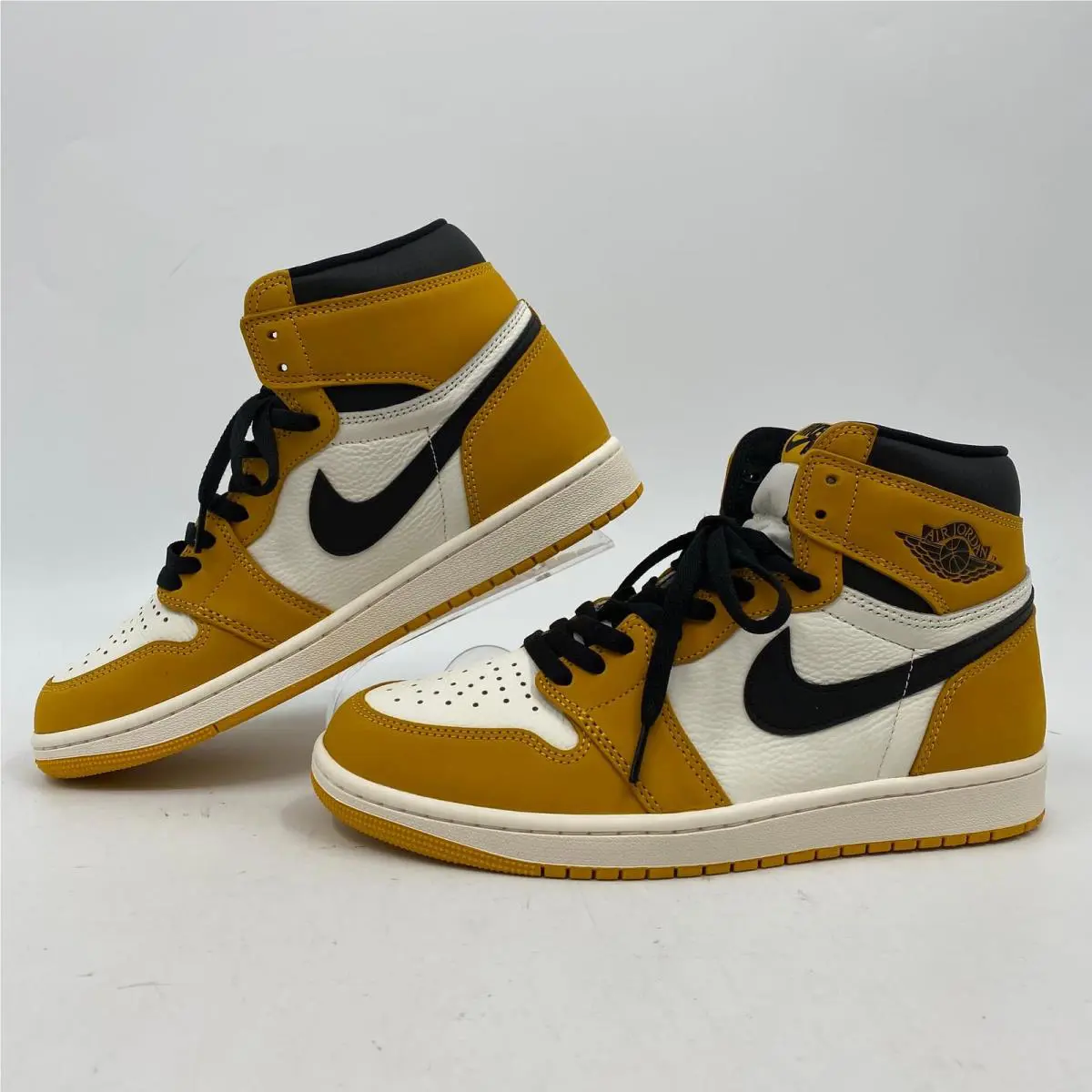 Nike shoes - Yellow 3