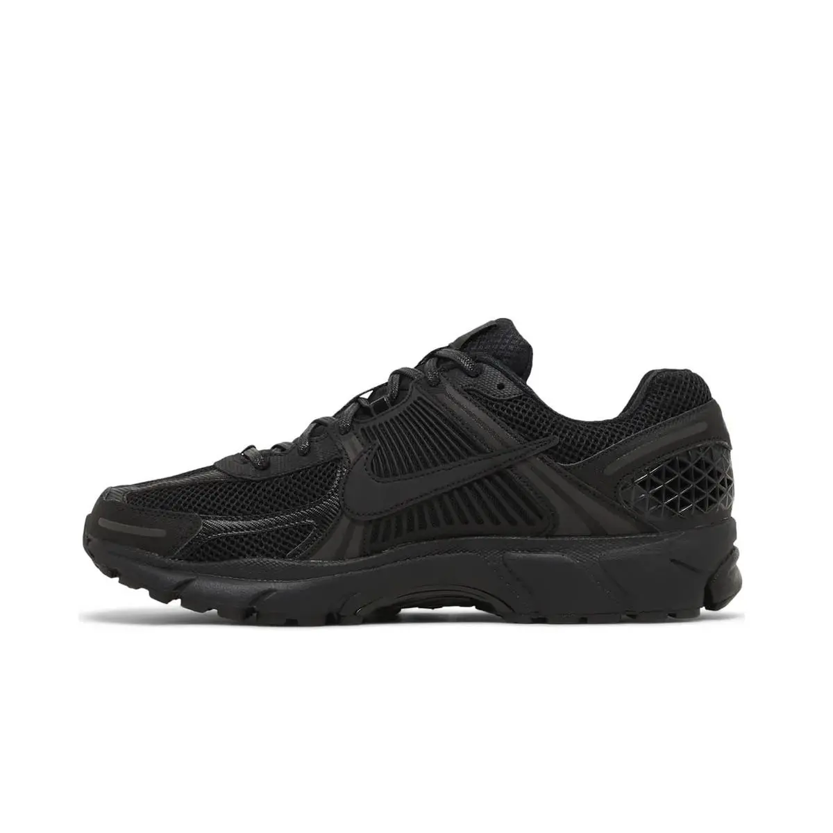 Nike shoes - Black/Black/White/Black 0