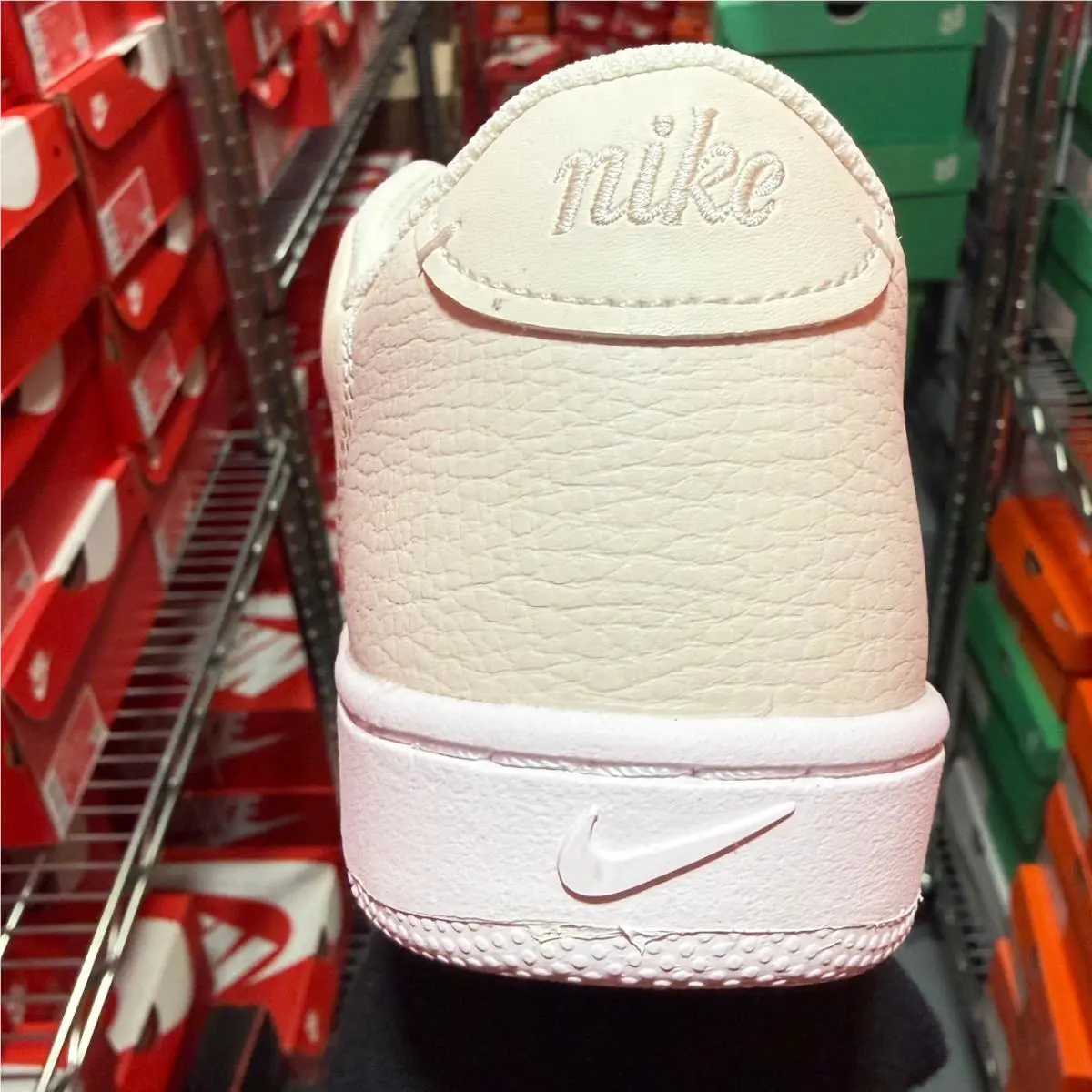 Nike shoes Court Vintage - Ivory, Manufacturer: Pale Ivory/Aura/Washed Coral 6