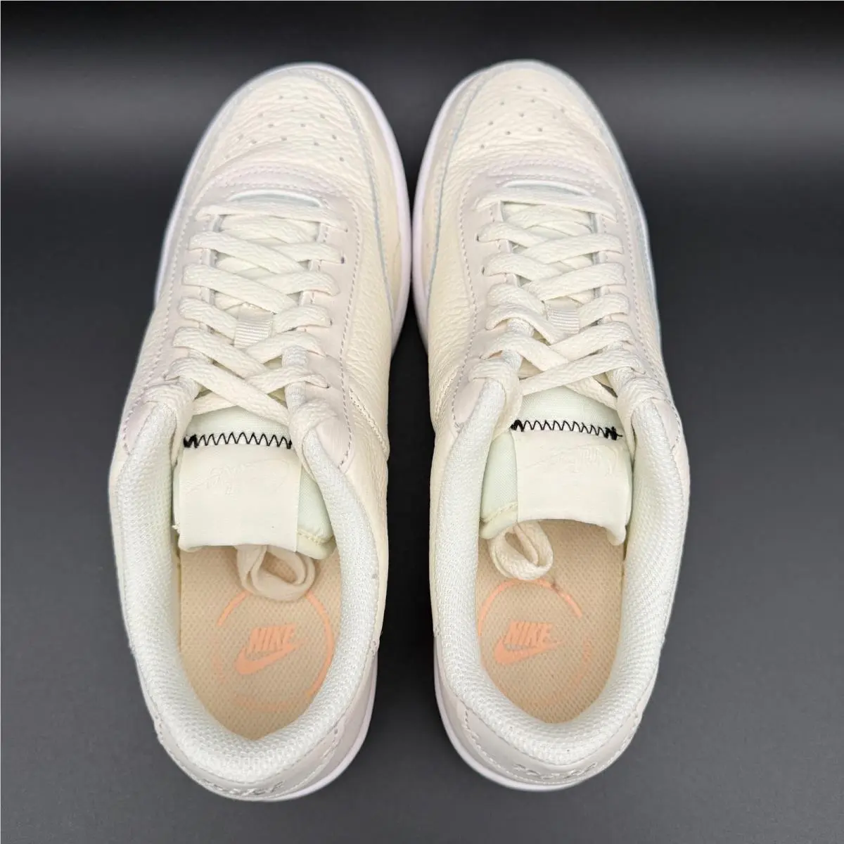 Nike shoes - Nike Court Vintage - Court Vintage - CW1067-101 - Ivory, Manufacturer: Pale Ivory/Aura/Washed Coral 10