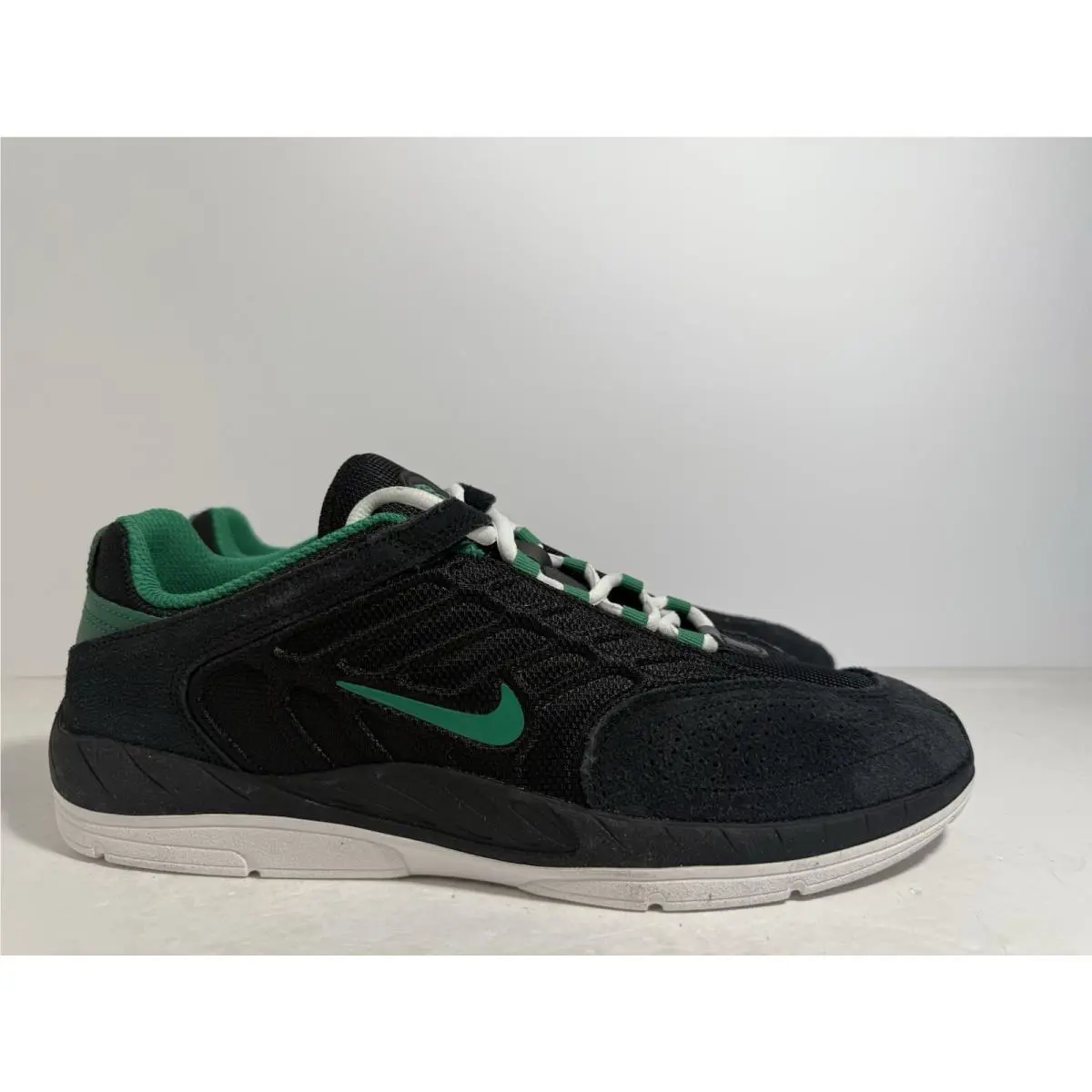 Nike shoes - Nike Vertebrae - Vertebrae - FD4691-003 - Black/Green 2