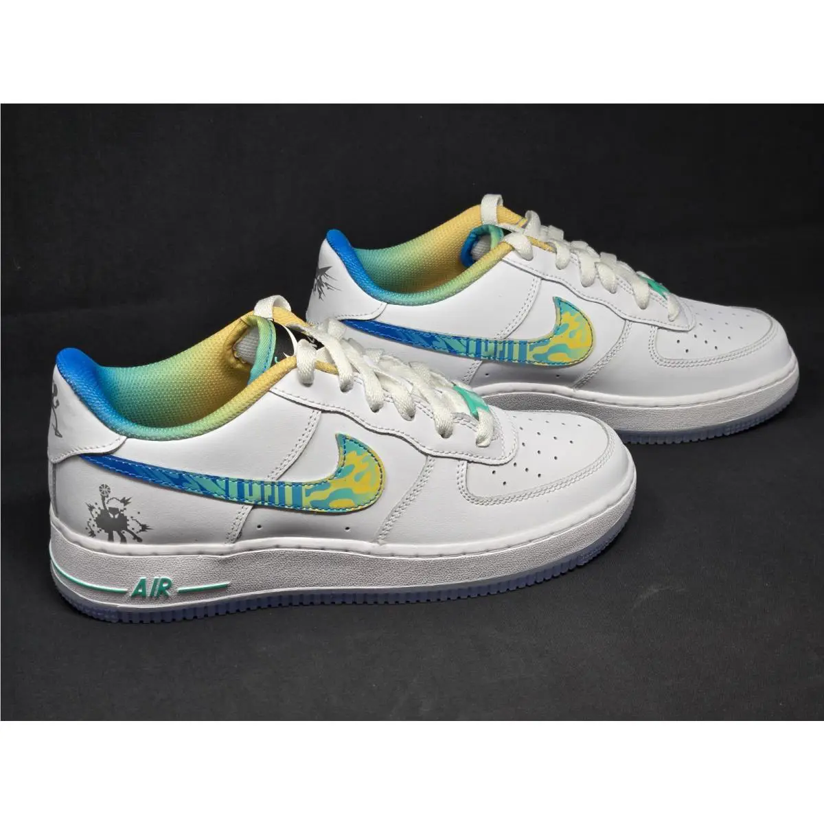 Nike shoes - Nike Air Force 1 LV8 GS - White 2