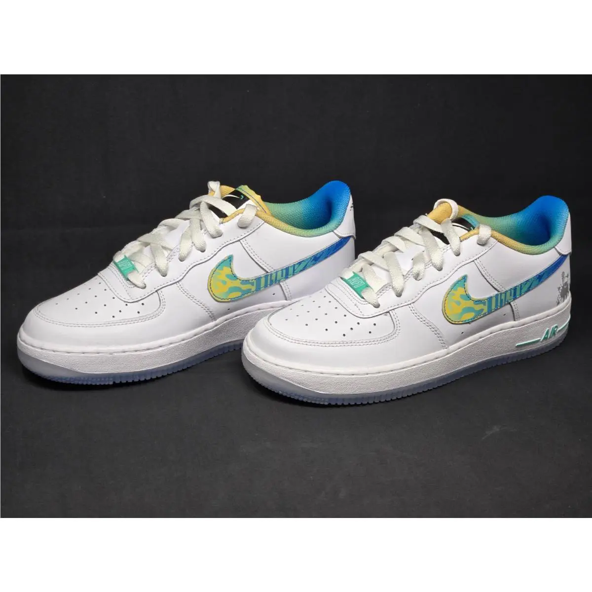 Nike shoes - Nike Air Force 1 LV8 GS - White 10