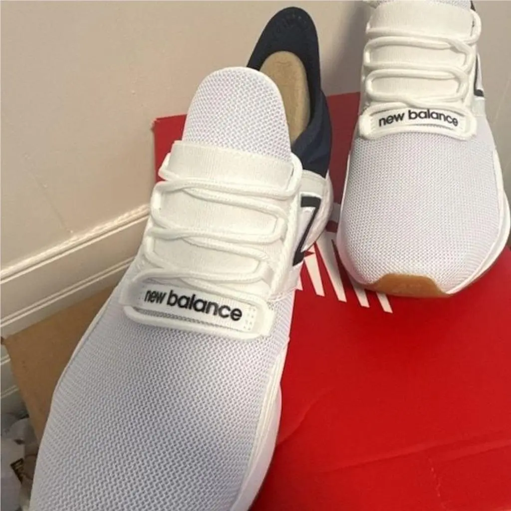 New Balance shoes - Fresh Foam Roav - Fresh Foam Roav - MROAVRH1 - White 0