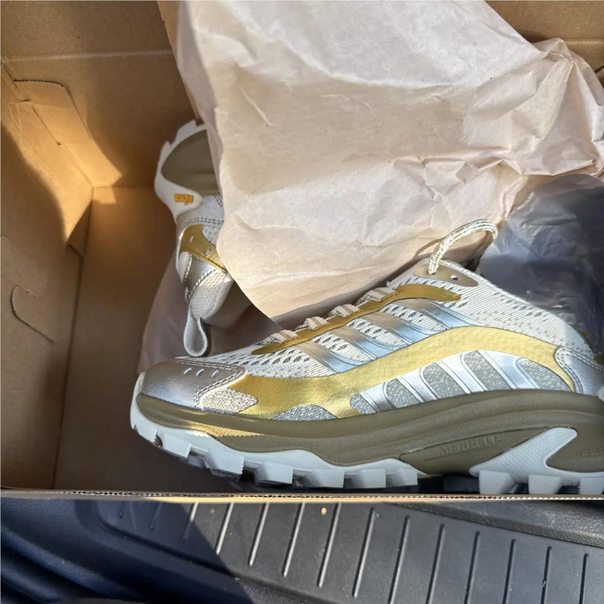 Merrell shoes - Merrell Sweaty Betty Moab Speed 2 - Gold 5