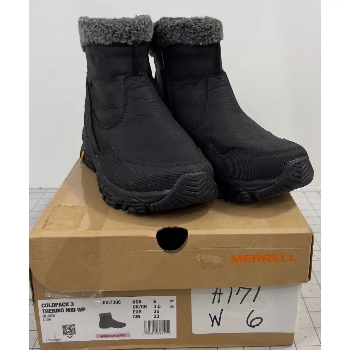 Merrell shoes - Black (UPC: 195019568471) 1