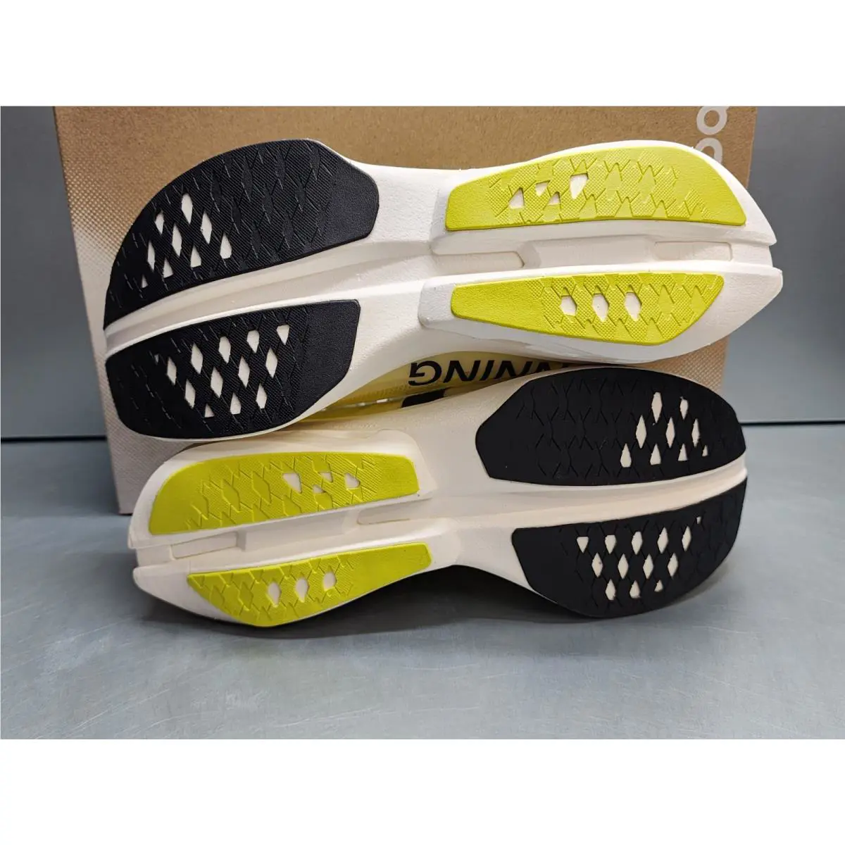 On-Running shoes - On Cloudboom - Cloudboom - 3WE30473331 - Yellow 8
