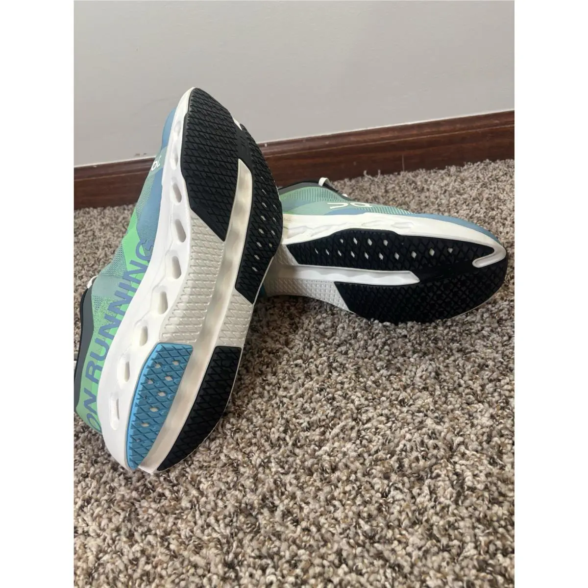 On-Running shoes - On Cloudsurfer - Cloudsurfer - 3ME30023209 - Green 8
