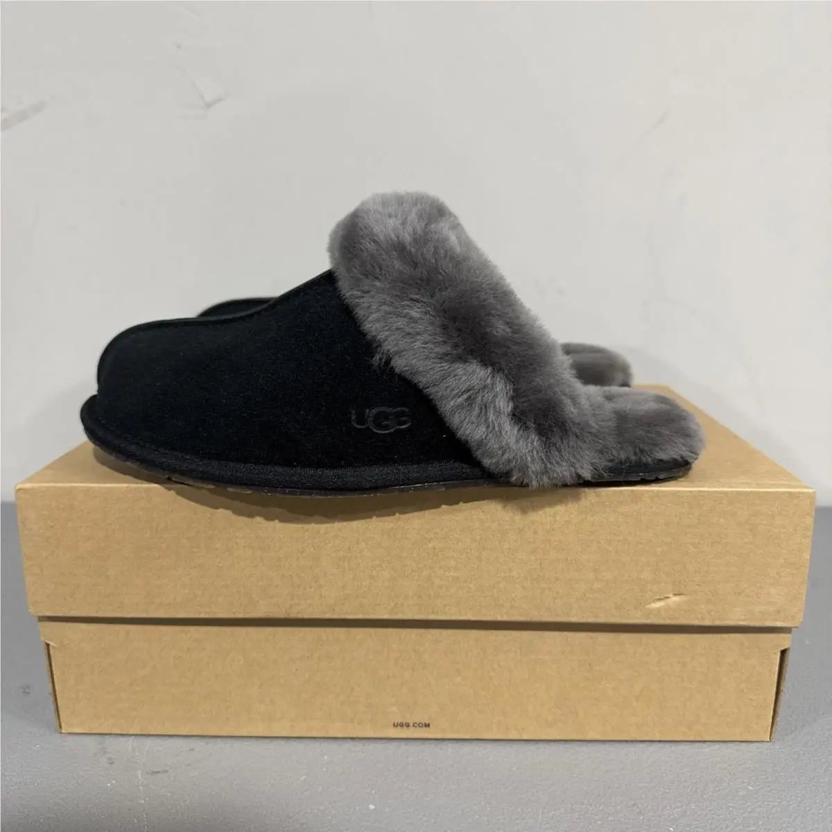 UGG shoes - UGG Scuffette II Regenerate - Scuffette Regenerate - Black (UPC: 196565772701) 2