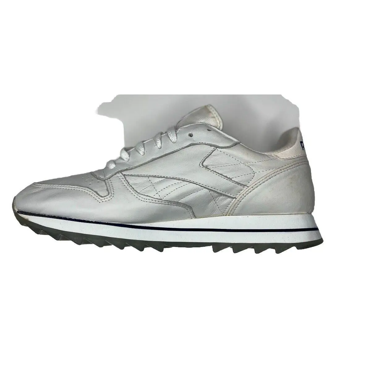 Reebok shoes - Reebok Classic - Classic - White 2