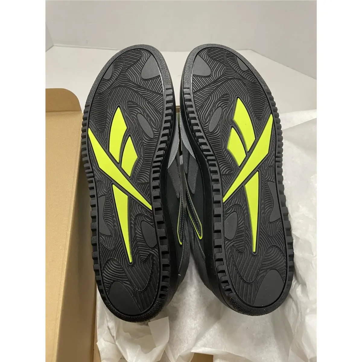 Reebok shoes - Black 4