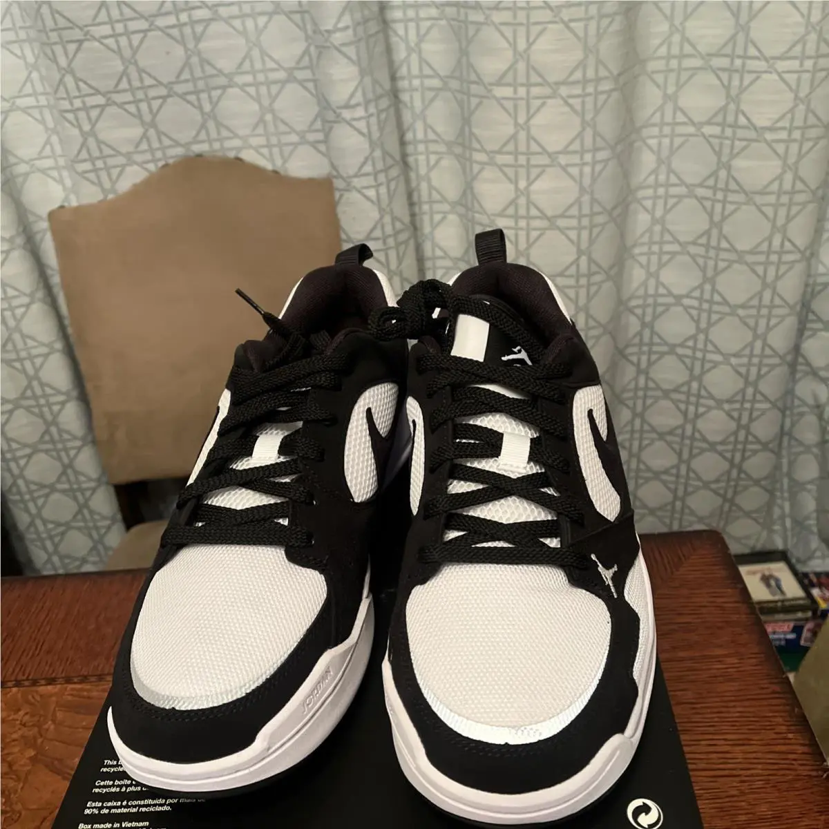 Nike shoes - Air Jordan 1 - Air - HJ6777-001 - Black and White 0