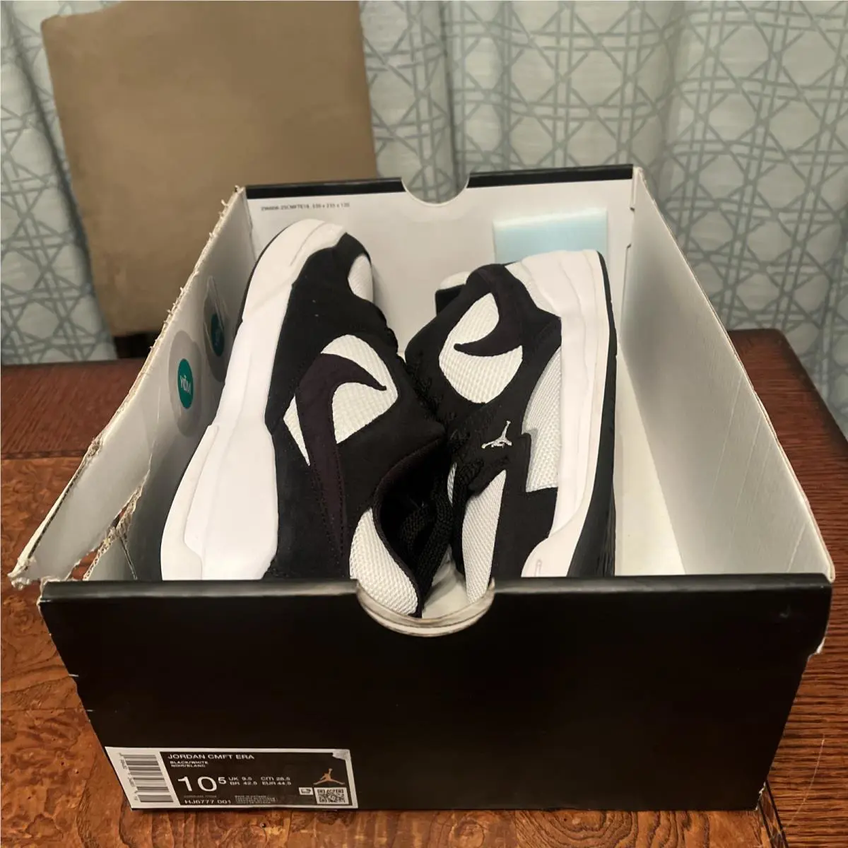 Nike shoes - Air Jordan 1 - Air - HJ6777-001 - Black and White 4