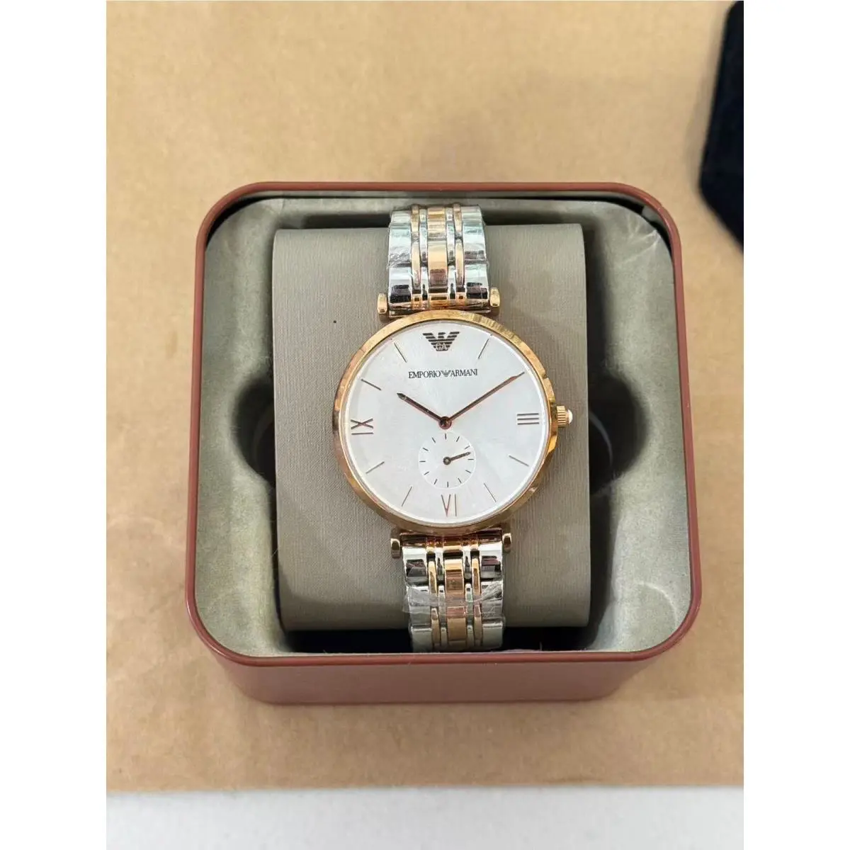 Emporio Armani Gianni Medium AR1677 Men`s Watch with Silver Dial