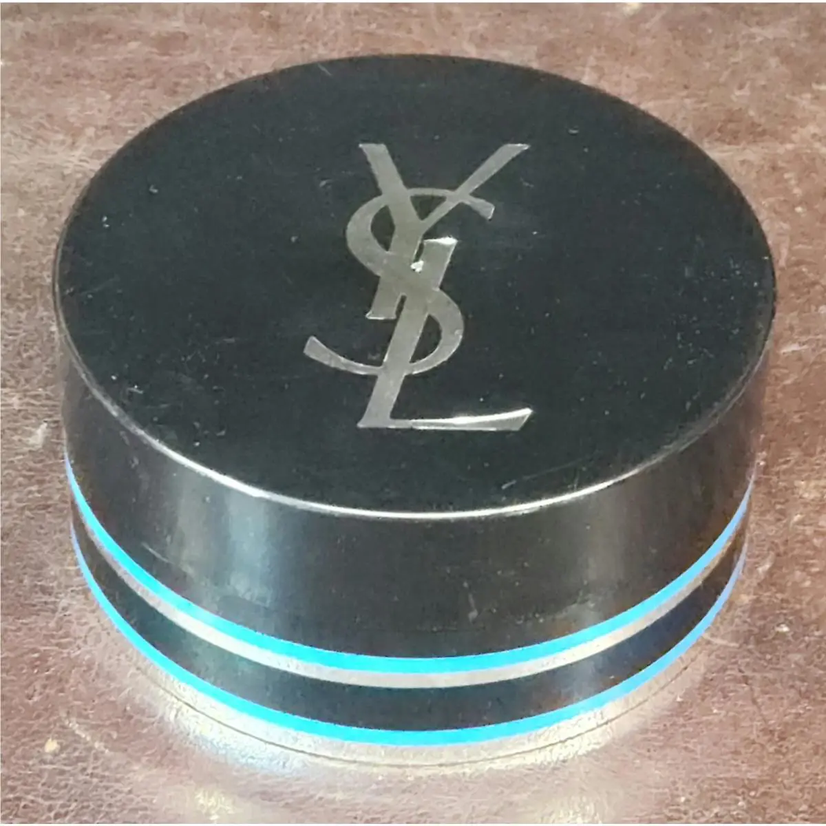 Nos/sealed Vintage  Rive Gauche Dusting Powder 3 oz by Yves Saint Laurent