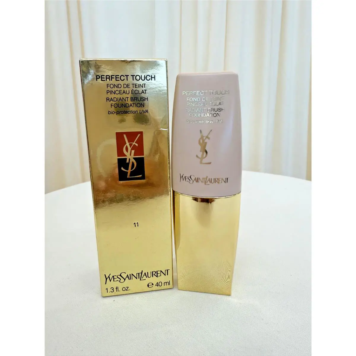Yves Saint Laurent Perfect Touch Radiant Brush Foundation Shade 11 40ml