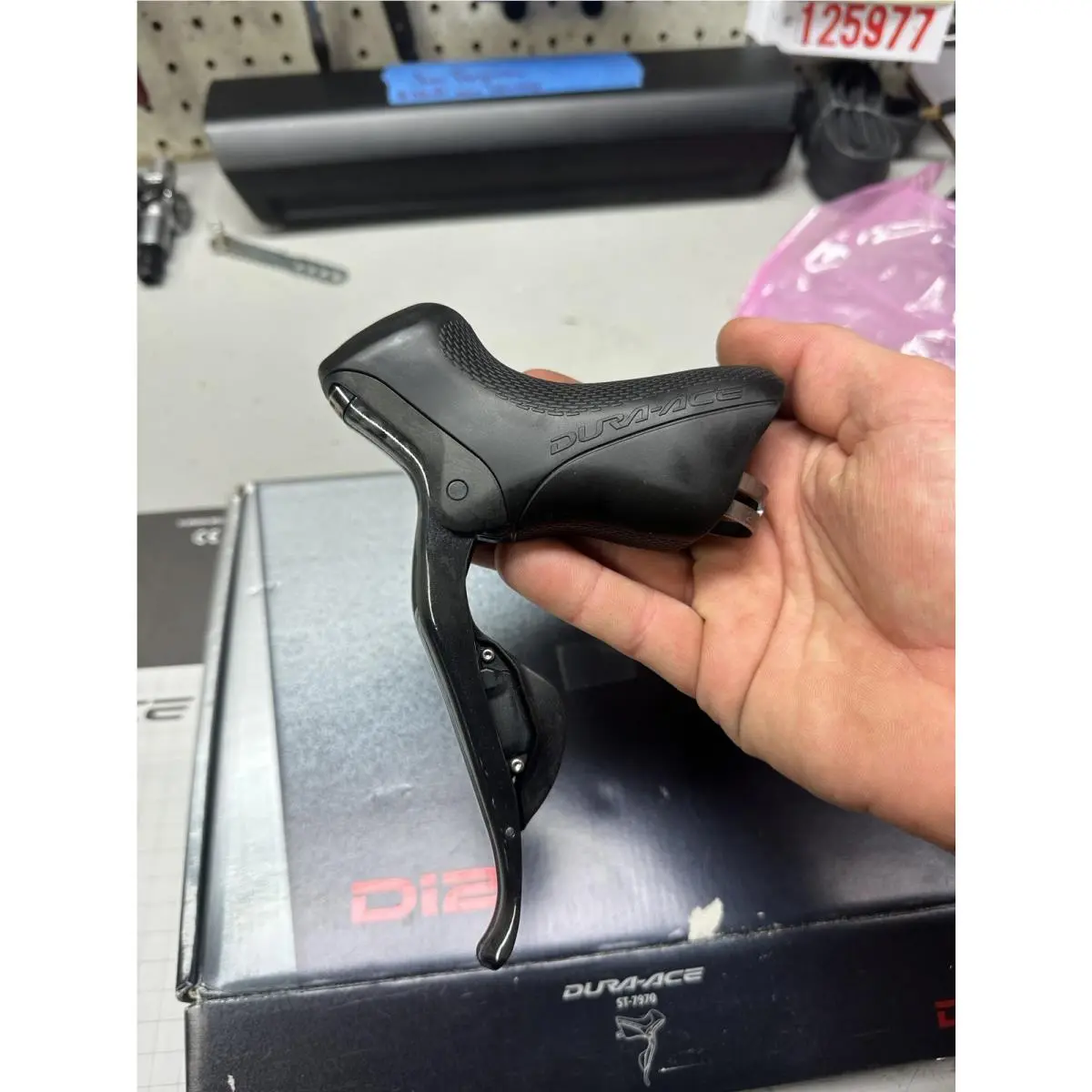 Shimano  - 7970 - ST-7970 - Black 3