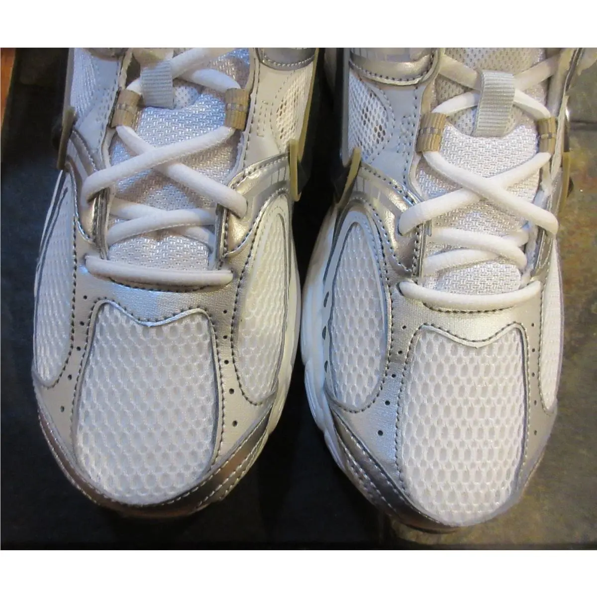 Nike shoes - Nike V5 RNR - RNR - HJ5228-102 - White 1