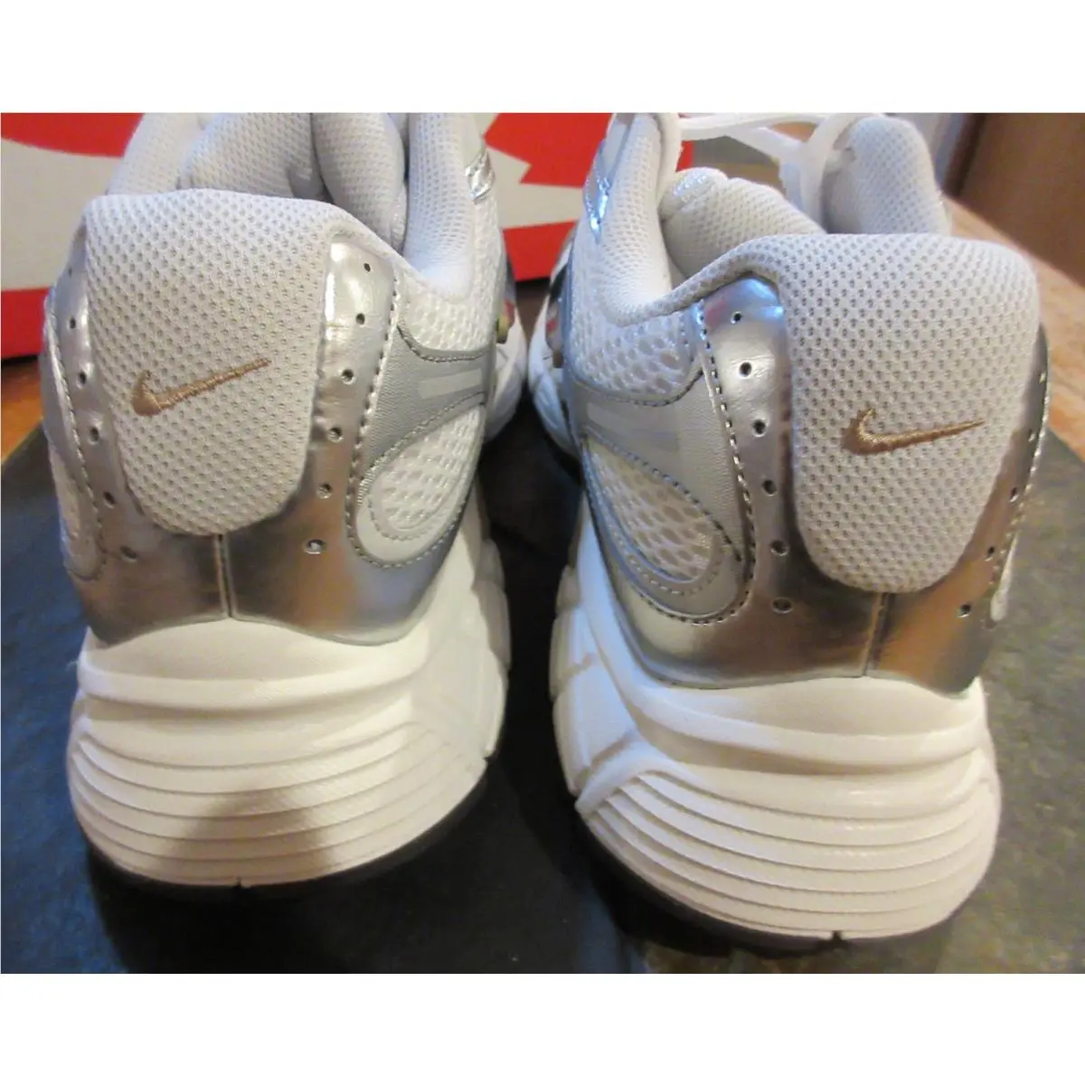 Nike shoes - Nike V5 RNR - RNR - HJ5228-102 - White 4