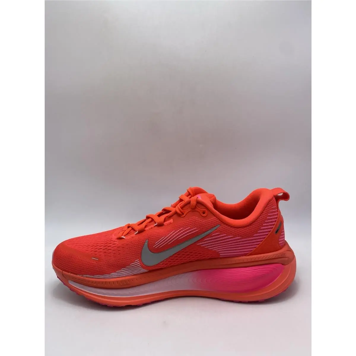 Nike shoes - Nike Vomero 18 - Vomero - HM6804-603 - Bright Crimson/White (UPC: 198482090821) 1