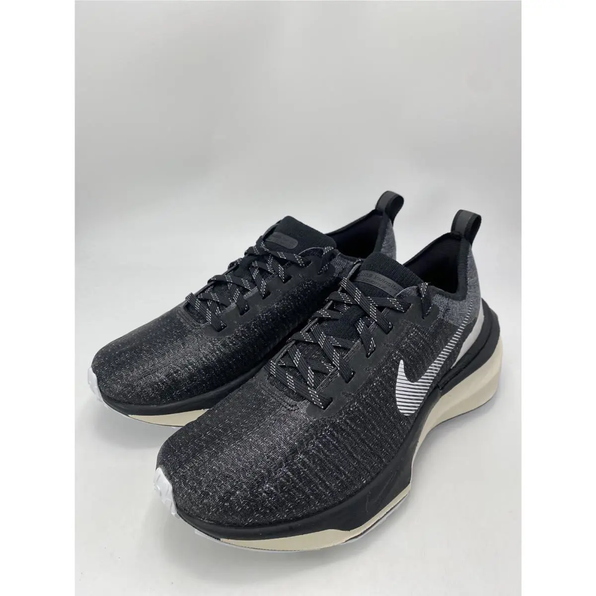 Nike shoes - NIKE iD - DX5051 001 - Black-White 2